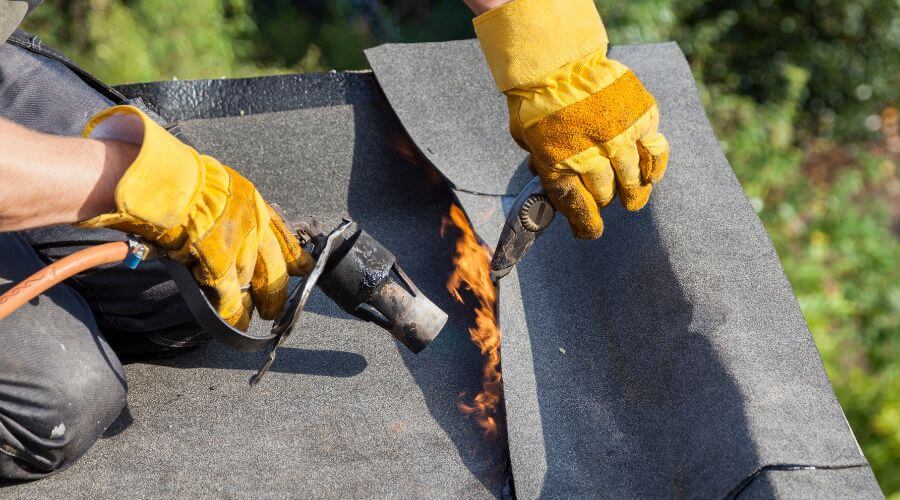 Professional flood damage restoration services in King And Queen Court House, VA